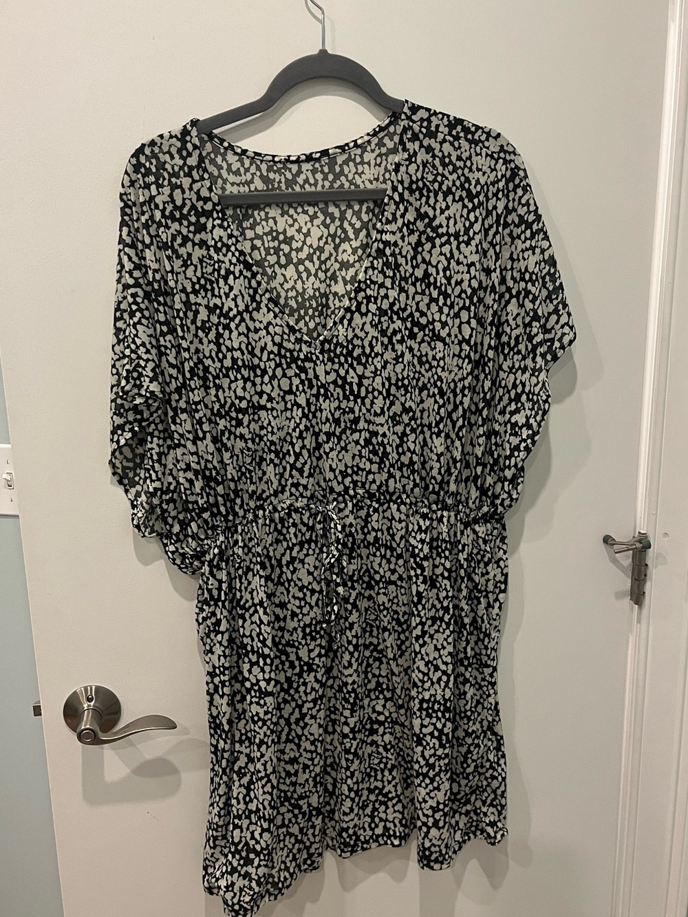 Black and White Printed Swimsuit Cover Up. Never worn